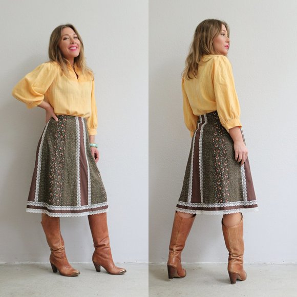 1970's Cocoa & Calico Lace Prairie Skirt // Women's Size Large to Extra Large - Picture 2 of 6